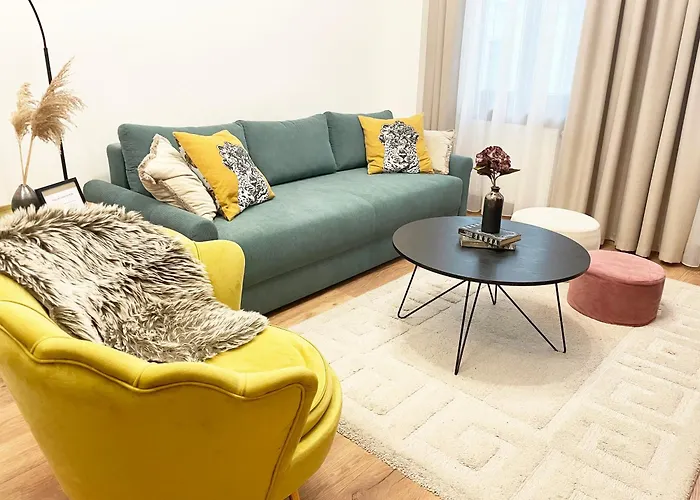 Apartman Atlas In The Historical Center Of With Free Private Parking Kassa